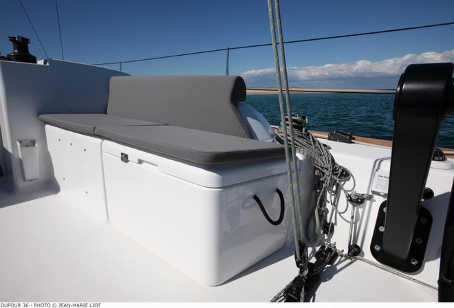 Dufour 36 - lots of storage ©  SW